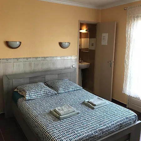 La Galiote מלון אגדה