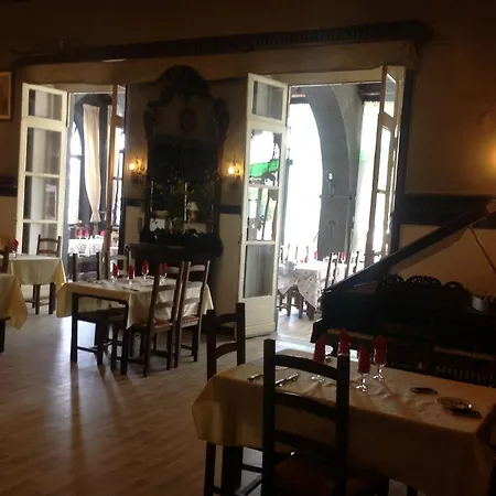 La Galiote 2*